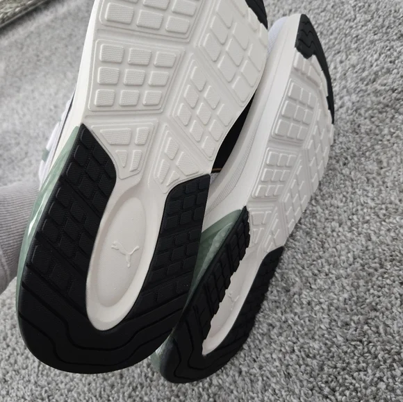 Puma Amplifier Men Size 8. Color:PUMA White-PUMA Black-Maple Syrup. New. - Picture 6 of 7